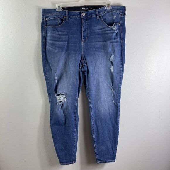 🌟3/$30🌟 Torrid Premium Sky High Rise Skinny Stretch Distressed Jeans 24R - Picture 3 of 15